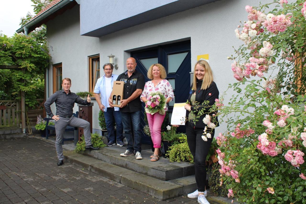 Ferienwohnung Am Korretsberg Kruft Exterior foto